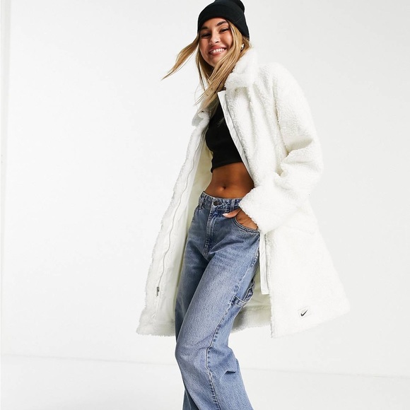Nike Jackets & Blazers - Nike Women’s Loose Fit Sherpa White Coat